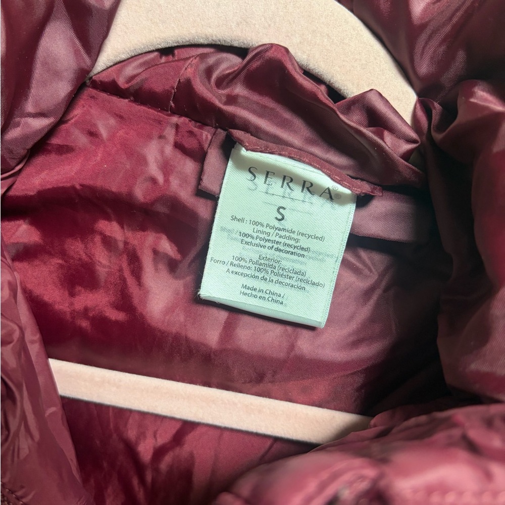 Serra Quilted Hooded Puffer Jacket in Burgundy - Picture 2 of 5